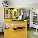 Premiere Classe Arras - Les Mofflaine Hotel