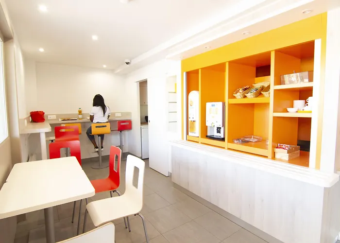 Premiere Classe Arras - Les Mofflaine Hotel 2*